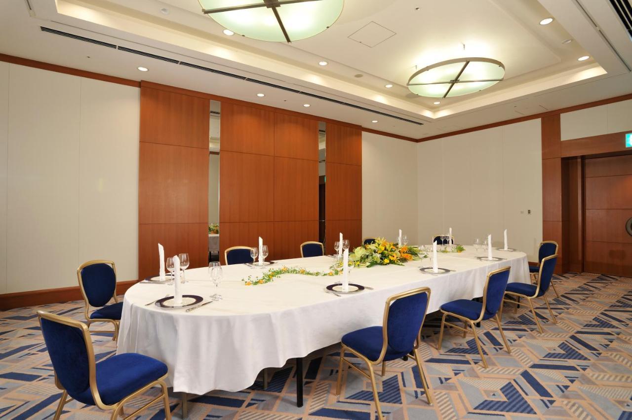 אוסקה Hotel Keihan Universal Tower מראה חיצוני תמונה
